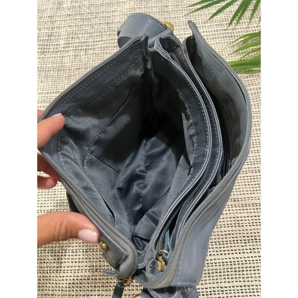 crossbody leather bag - Picture 3 of 10